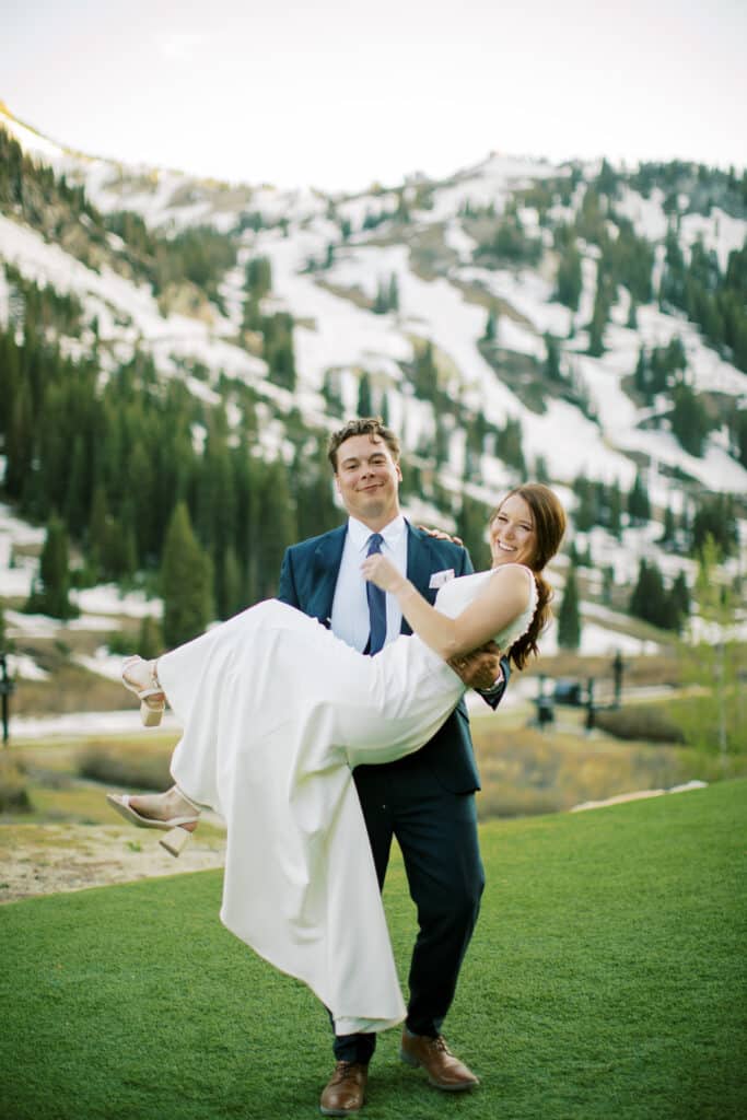Wedding at Snowpine Lodge @Alta