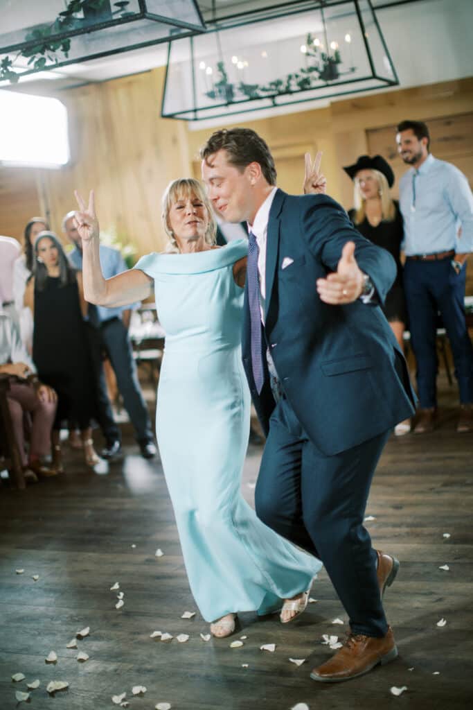 Wedding at Snowpine Lodge @Alta